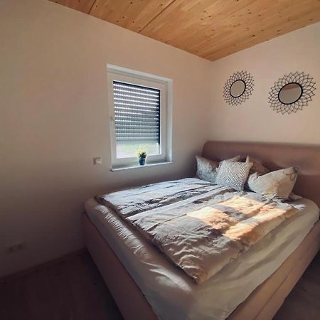 Zimmer M. Eigenem Bad Und Badewanne Direkt Am Wald Amöneburg Екстериор снимка